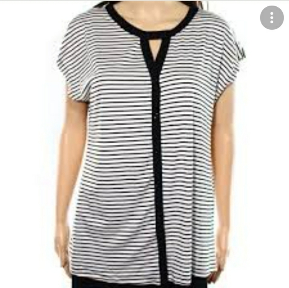 Pleione Striped Blouse Short Sleeved Black  And White Button Front Casual Sz M